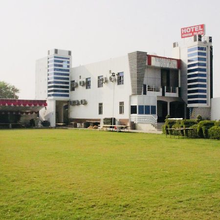 Vinayak Palace Hotel Mathura Zewnętrze zdjęcie