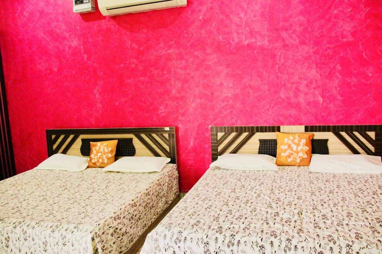 Vinayak Palace Hotel Mathura Zewnętrze zdjęcie