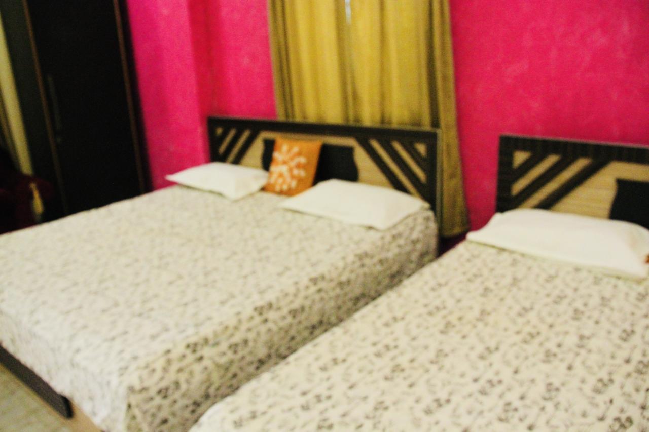 Vinayak Palace Hotel Mathura Zewnętrze zdjęcie
